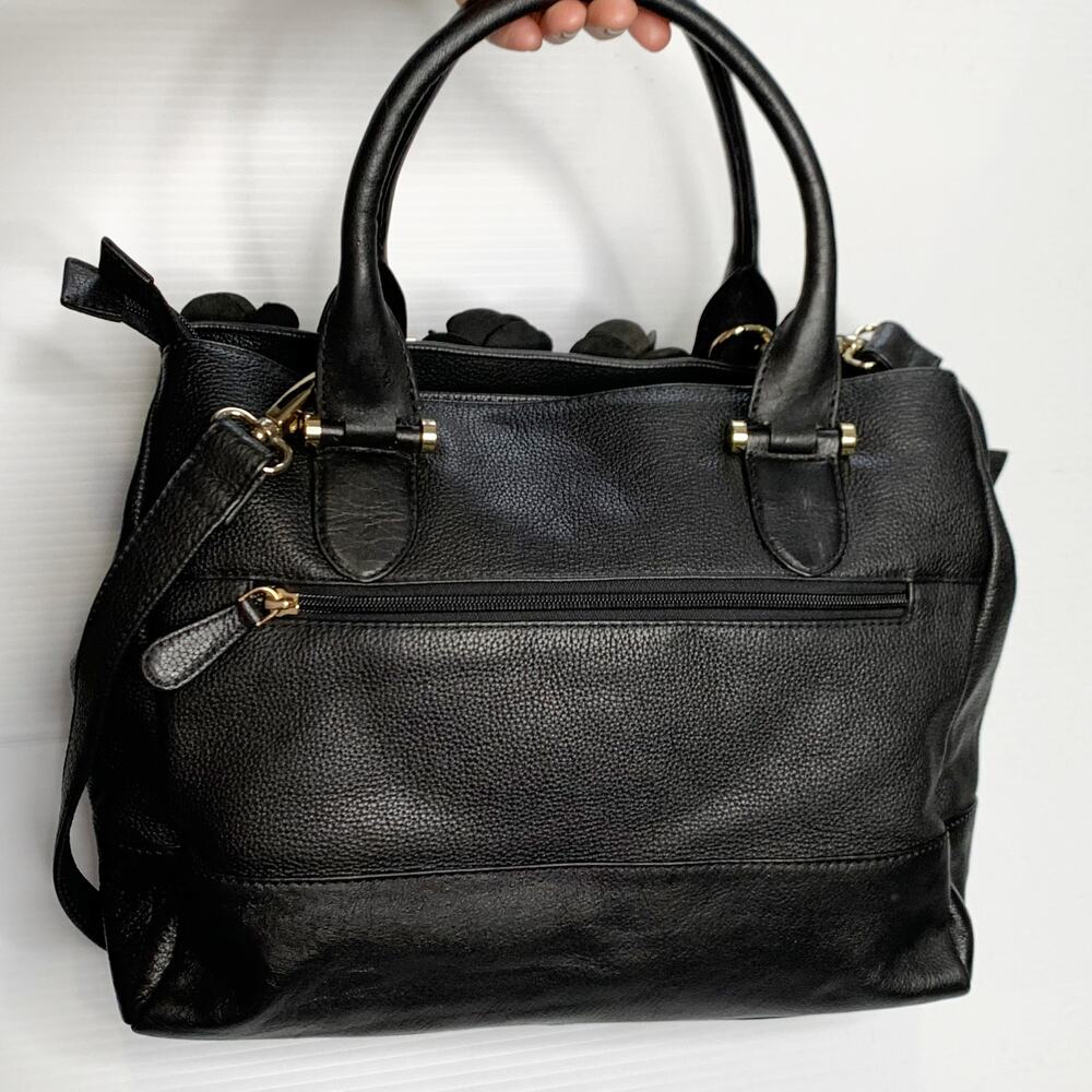 Clever Carriage Company Rose Leather Crossbody Handbag Blk Flower Gold Hardware - Picture 5 of 9